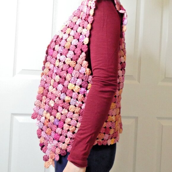 Bottle Cap Vest Size M Womens Sleeveless OOAK Handmade Pinks Retro - Picture 4 of 6